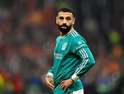 Badai Kritik di Anfield: Kala Mo Salah Jadi Sorotan, Van Dijk Kokoh Membela