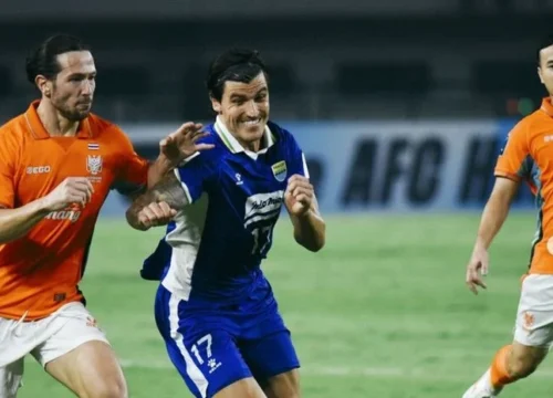 Analisis Mendalam: Persiapan Persib Bandung Melawan Borneo FC di Bawah Arahan Bojan Hodak, Sorotan Thom Haye Hingga Kondisi Pemain