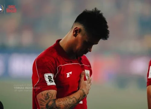 Mees Hilgers Pulih dari Cedera, Sinyal Harapan Baru untuk Benteng Pertahanan Timnas Indonesia