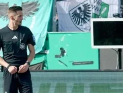 Drama di Bundesliga 2: Ketika Monitor VAR Dicabut di Momen Penalti Krusial oleh Fans Misterius