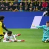 Kemenangan Gemilang Borussia Dortmund atas Augsburg: Die Borussen Kuasai Signal Iduna Park dan Amankan Tiga Poin Krusial 8 Kemenangan Gemilang Borussia Dortmund atas Augsburg: Die Borussen Kuasai Signal Iduna Park dan Amankan Tiga Poin Krusial