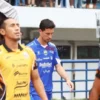 Strategi Bojan Hodak: Persib Siap Tempur Tanpa Thom Haye Melawan Borneo FC 7 Strategi Bojan Hodak: Persib Siap Tempur Tanpa Thom Haye Melawan Borneo FC