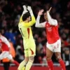 Drama Penghujung Laga: Arsenal Taklukkan Everton dengan Dua Gol Dramatis 6 Drama Penghujung Laga: Arsenal Taklukkan Everton dengan Dua Gol Dramatis