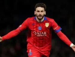 Gol Kilat Kvaratskhelia & Misi Mustahil Chelsea: Mengapa Comeback Seringkali Berakhir Petaka!