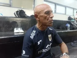 TERBONGKAR! Hambatan Terbesar Sepak Bola Indonesia yang Bikin Simon Tahamata Geram