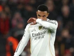 Trent Alexander-Arnold: Karma atau Ujian? Bintang Liverpool Tersandung Dobel, Karir & Hati Remuk!