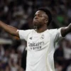 Vinicius Junior Mengamuk: Brace Penentu, Kembali ke Puncak Performa Real Madrid! 7 Vinicius Junior Mengamuk: Brace Penentu, Kembali ke Puncak Performa Real Madrid!