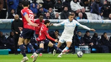 TERKUAK! Kontroversi Tackle Verdonk Bikin Panas Liga Prancis, Ini Kata Legenda Marseille! 8 TERKUAK! Kontroversi Tackle Verdonk Bikin Panas Liga Prancis, Ini Kata Legenda Marseille!