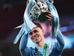 Bintang Muda City Merana di Bangku Cadangan? Rooney Sentil Pedas Perlakuan Pep pada Foden!