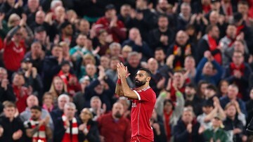 Perpisahan Penuh Haru: Mengapa Mohamed Salah Takkan Pernah Lupakan Kopites Anfield! 8 Perpisahan Penuh Haru: Mengapa Mohamed Salah Takkan Pernah Lupakan Kopites Anfield!
