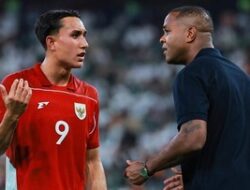 TERUNGKAP! Patrick Kluivert Blak-blakan Alasan Mimpi Piala Dunia Indonesia Sulit Tercapai!