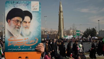 TERUNGKAP! Rahasia Kekuatan Rudal Iran yang Bikin Dunia Gempar, Sejauh Apa Jangkauannya? 7 TERUNGKAP! Rahasia Kekuatan Rudal Iran yang Bikin Dunia Gempar, Sejauh Apa Jangkauannya?