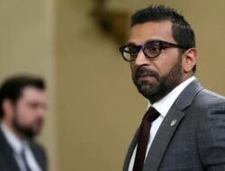 HEBOH! Hacker Iran Bobol Gmail Pejabat Tinggi AS, FBI Panik & Lakukan Ini!