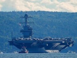 Terbongkar! Klaim Aneh Trump Tentang Kapal Induk Tercanggih Dunia, Benarkah USS Gerald Ford ‘Dibombardir’?