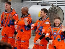 NASA Kirim 4 Astronaut Kelilingi Bulan: Misi Artemis II Mengguncang Sejarah Antariksa!