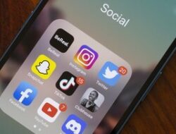 Snapchat Ganti Spotlight Jadi Reals! April Mop atau Perang Konten Singkat?