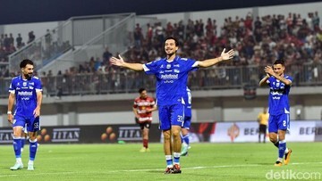 Dari Bandung ke Merah Putih: Bintang Persib & Pemain Kunci Siap Guncang Timnas!