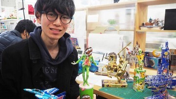 Dari Bungkus Snack Bekas Jadi Masterpiece: Seniman Jepang Ini Bikin Dunia Terpukau!