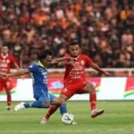 Derby Klasik di SUGBK: Persija vs Persib dan Tradisi Imbang 7 Derby Klasik di SUGBK: Persija vs Persib dan Tradisi Imbang